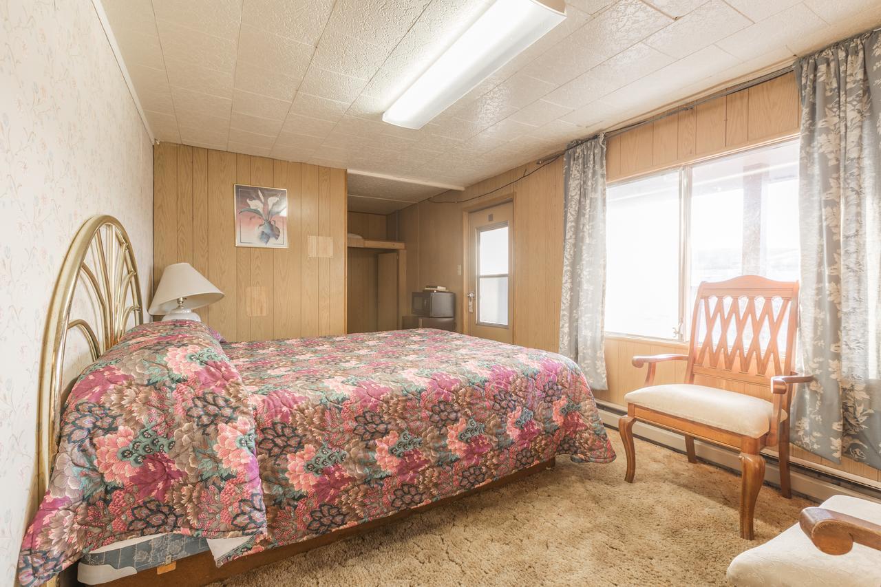 Dayton Motel Bagian luar foto