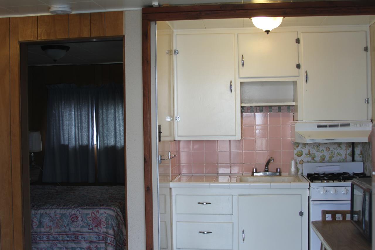 Dayton Motel Bagian luar foto